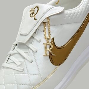 Nike Women's White and Gold Sneakers